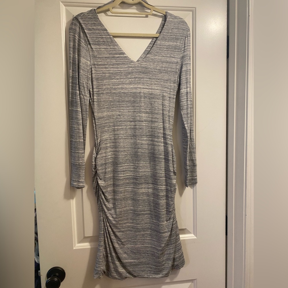 NWT Banana Republic Gray Ruched Jersey Long Sleeve Vee Dress